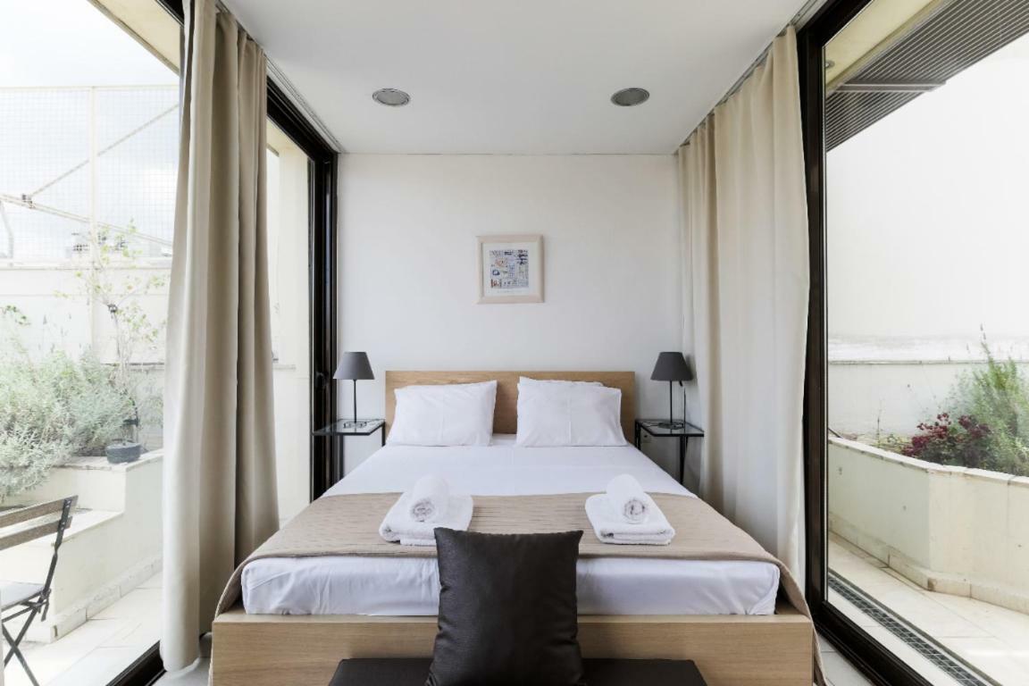 New Acropolis Penthouse
